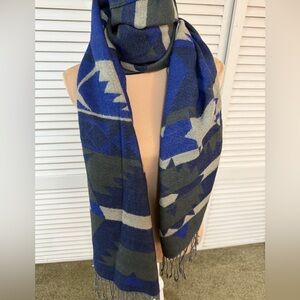 L.L.Bean Southwestern Geometric Wool Blend Fringe Scarf Blue Green 2000s